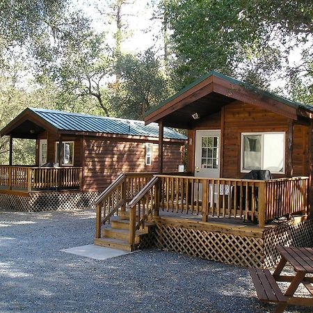 Ponderosa Camping Resort One-Bedroom Cabin 2 Lotus Exterior foto