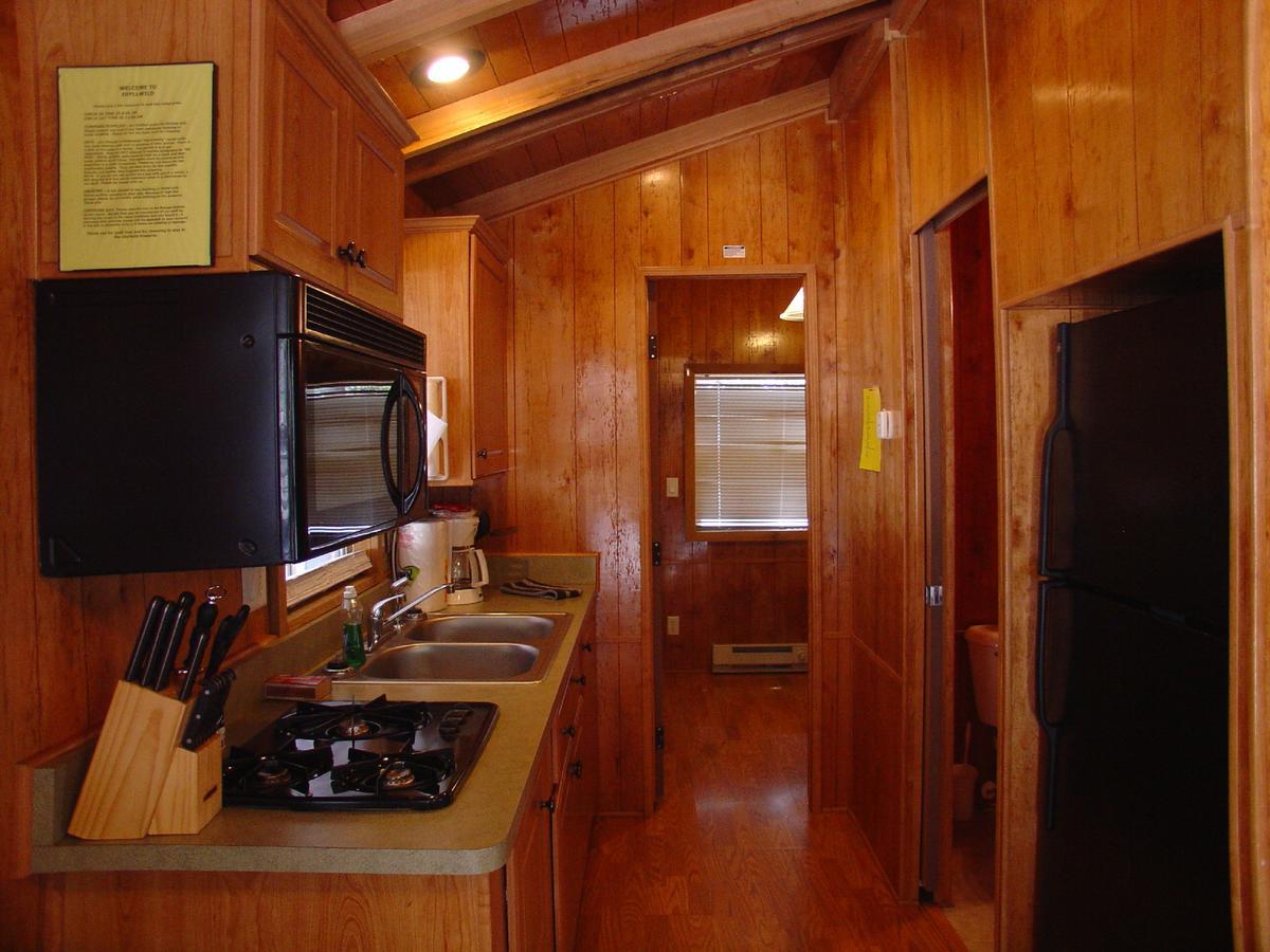 Ponderosa Camping Resort One-Bedroom Cabin 2 Lotus Exterior foto